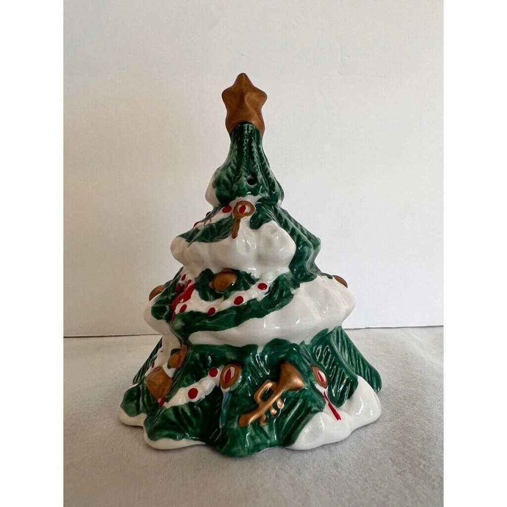 Holly Tree Christmas Salt & Pepper Shakers Ceramic Holiday 2 Piece Set 7" New - Picture 2 of 9